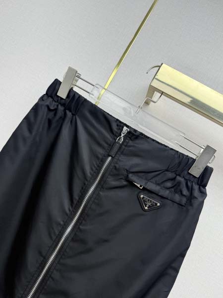 2026年4月4日入荷春夏新作Prada 高級品復刻 女性服 KL工場