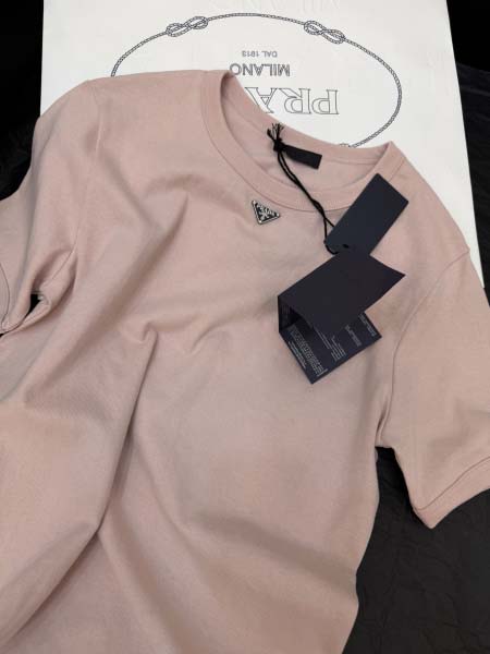 2026年4月4日入荷春夏新作Prada 高級品復刻 女性服 KL工場