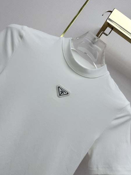 2026年4月4日入荷春夏新作Prada 高級品復刻 女性服 KL工場