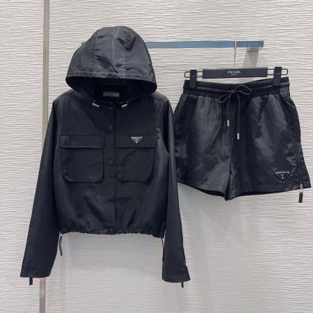 2026年4月4日入荷春夏新作Pradaセット 高級品復刻 女性服 KL工場