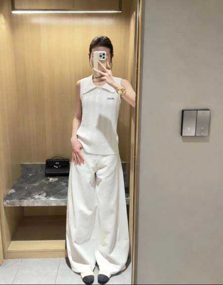 2026年4月9日入荷早春新作Miumiu女性用ファッション/誕生日プレゼント/贈り物 can工場