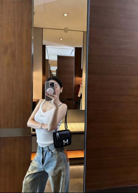 2026年4月9日入荷早春新作Miumiu女性用ファッション/誕生日プレゼント/贈り物 can工場