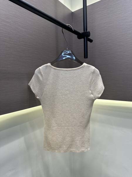 2026年4月9日入荷早春新作Miumiu女性用ファッション/誕生日プレゼント/贈り物 can工場