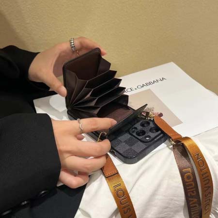 2026年4月10日入荷新作Louis VuittonIphoneケース全機種対応携帯ファッション/誕生日プレゼント/贈り物