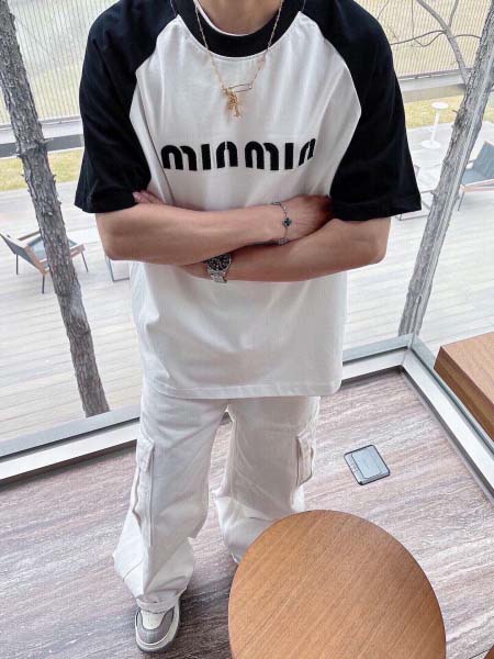 2026年4月11日入荷新作miumiu半袖Tシャツ春夏高品質超厳選★入手困難/B+工場