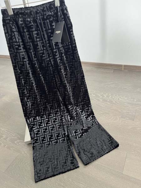 2026年4月18日新作Fendiカーディガン高品質/誕生日プレゼント/FF工場