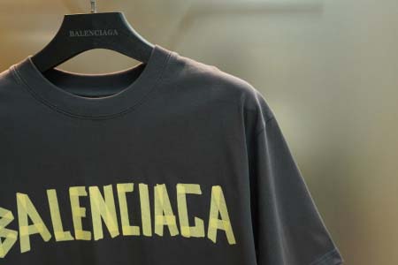 2026年4月19日新作Balenciaga 半袖 tシャツ高品質/誕生日プレゼント/FF工場