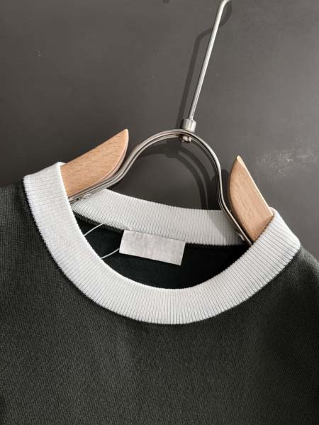 2026年4月19日新作Loewe半袖 tシャツ高品質/誕生日プレゼント/FF工場