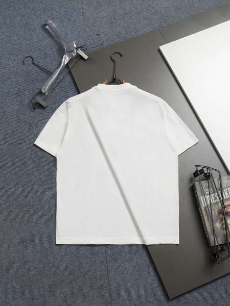 2026年4月27日春夏新作Burberry半袖 tシャツ激安高品質/誕生日プレゼント/FF工場