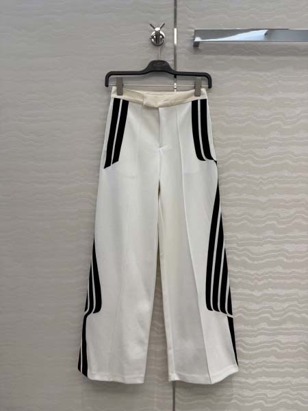 2026年4月4日入荷春夏新作Prada 高級品復刻 女性服...