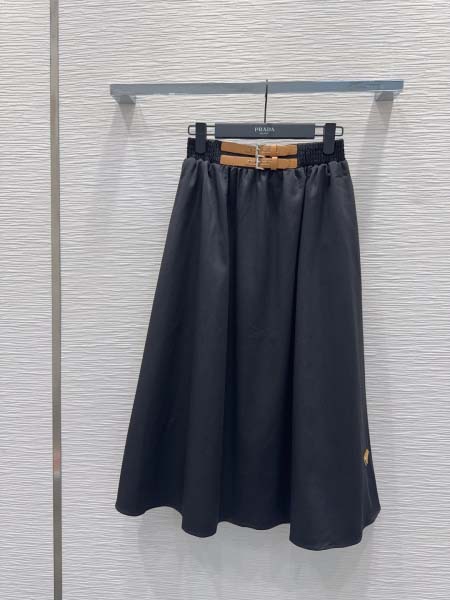 2026年4月4日入荷春夏新作Prada 高級品復刻 女性服...