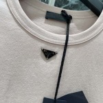 2026年4月4日入荷春夏新作Prada 高級品復刻 女性服 KL工場