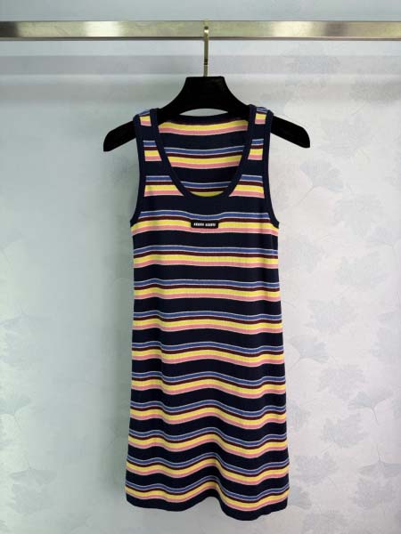 2026年4月4日入荷春夏新作Prada 高級品復刻 女性服...