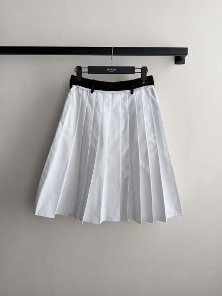 2026年4月4日入荷春夏新作Prada 高級品復刻 女性服...