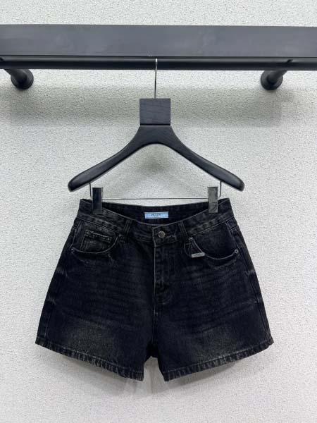 2026年4月4日入荷春夏新作Prada 高級品復刻 女性服...