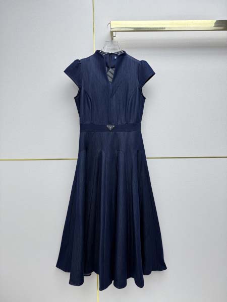 2026年4月4日入荷春夏新作Prada 高級品復刻 女性服...