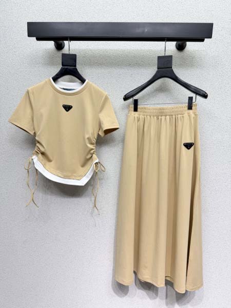 2026年4月4日入荷春夏新作Prada 高級品復刻 女性服...