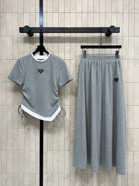 2026年4月4日入荷春夏新作Pradaセット 高級品復刻 ...