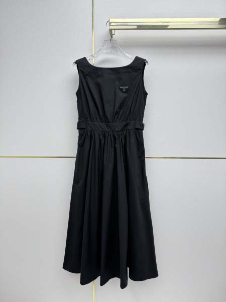 2026年4月4日入荷春夏新作Prada 高級品復刻 女性服...