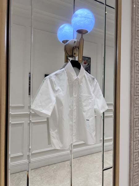 2026年4月4日入荷春夏新作Prada 高級品復刻 女性服...