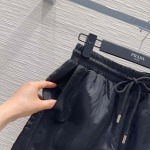 2026年4月4日入荷春夏新作Pradaセット 高級品復刻 女性服 KL工場