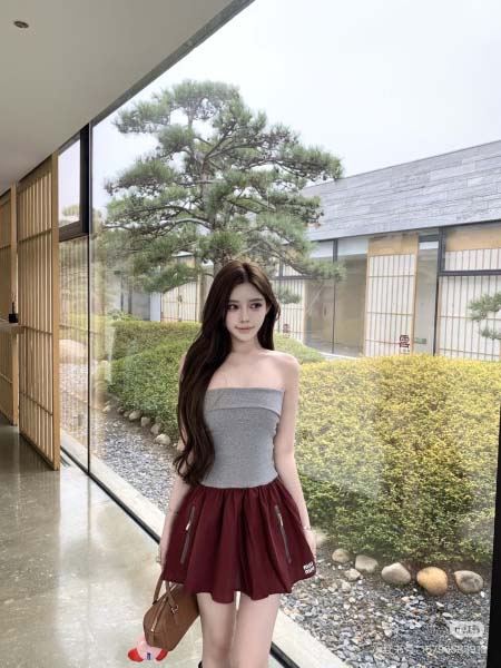 2026年4月9日入荷早春新作Miumiuワンピース女性用フ...