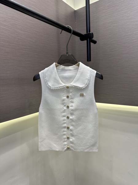 2026年4月9日入荷早春新作Miumiu女性用ファッション...