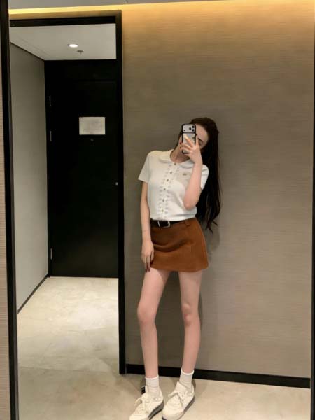 2026年4月9日入荷早春新作Miumiuニットトップ女性用...