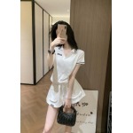 2026年4月9日入荷早春新作Miumiuセット女性用ファッション/誕生日プレゼント/贈り物 can工場