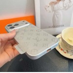 2026年4月10日入荷新作Louis VuittonIphoneケース全機種対応携帯ファッション/誕生日プレゼント/贈り物
