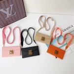 2026年4月10日入荷新作Louis VuittonIphoneケース全機種対応携帯ファッション/誕生日プレゼント/贈り物