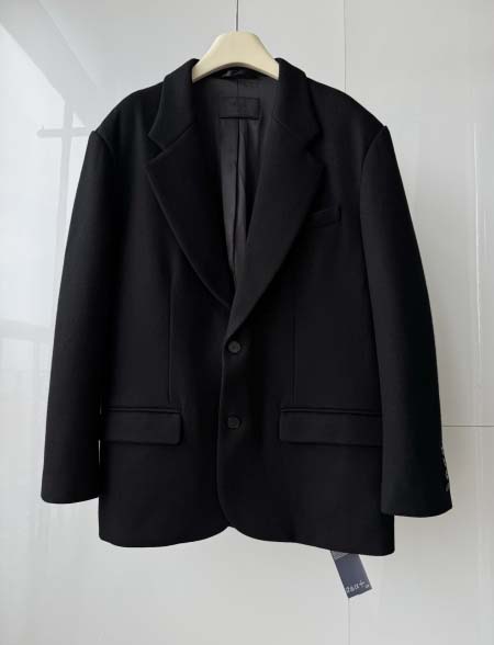 2026年4月12日入荷新作Pradaジャケット 原版復刻人...