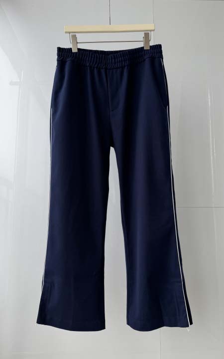 2026年4月12日入荷新作VALENTINOスラックス 原...