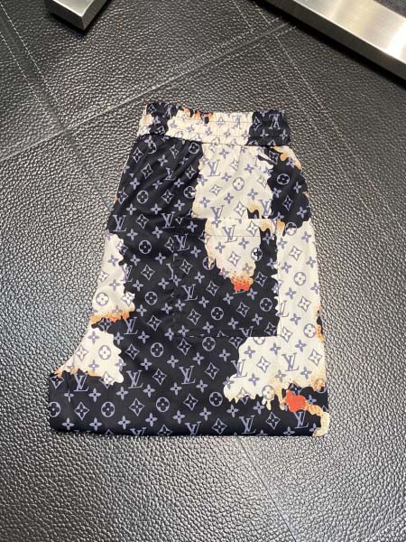 2026年4月15日新作Louis vuitton半ズボン高...