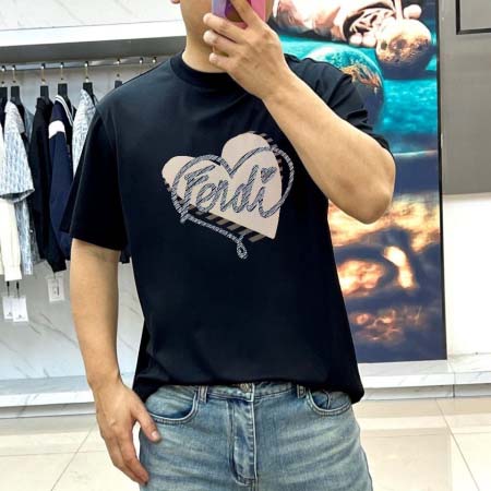 2026年4月16日新作FENDI半袖 tシャツ高品質/誕生...