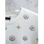 2026年4月18日新作LOUIS VUITTON半袖 tシャツ高品質/誕生日プレゼント/FF工場
