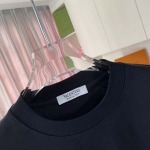 2026年4月22日新作Valentino半袖 tシャツ高品質/誕生日プレゼント/FF工場