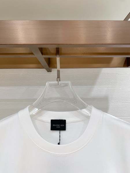 2026年5月28日入荷春夏新作Balenciaga半袖 tシャツ高品質DH工場