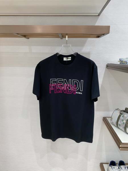 2026年5月28日入荷春夏新作Fendi半袖 tシャツ高品...