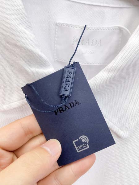 2026年6月11日春夏新作Prada半袖 tシャツ激安高品質/誕生日プレゼント/FF工場