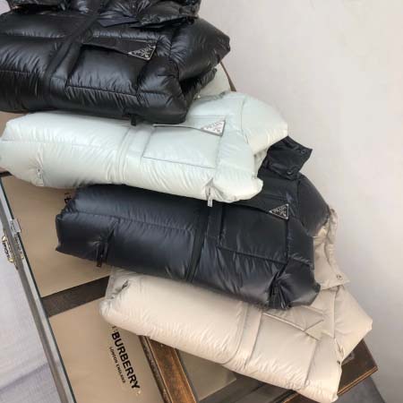 2026年9月11日秋冬新作Pradaダウンジャケット高品質人気の商品/YGY工場