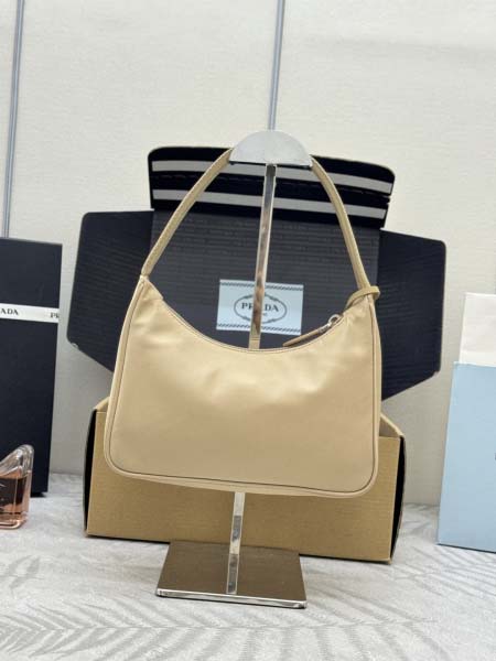 2026年9月28日入荷新作Prada極品/正規品同様/人気/革/バッグ/TY工場