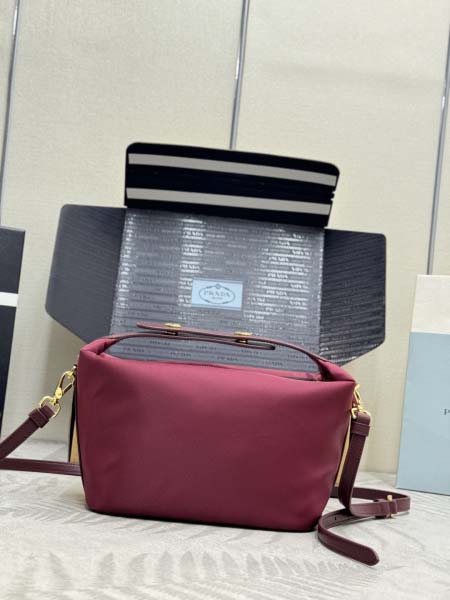 2026年9月28日入荷新作Prada極品/正規品同様/人気/革/バッグ/TY工場