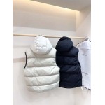 2026年9月6日秋冬新作MONCLERベスト  高品質人気の商品
