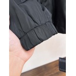 2026年9月8日秋冬新作Pradaジャケット高品質人気の商品