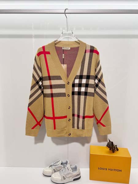 2026年9月17日秋冬新作BURBERRYカーディガンのコ...