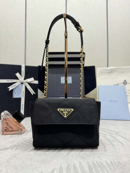 2026年9月28日入荷新作Prada極品/正規品同様/人気...
