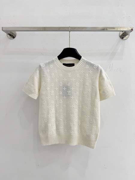 2026年10月8日入荷秋冬新作Louis Vuitton半袖 tシャツ女性用ファッション/誕生日プレゼント/贈り物 can工場