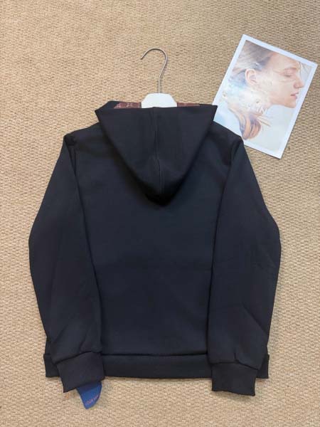 2026年10月8日入荷秋冬新作Louis Vuitton服女性用ファッション/誕生日プレゼント/贈り物 can工場