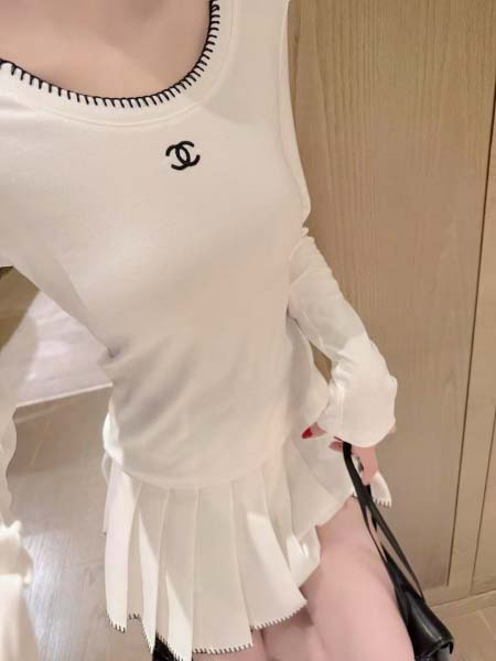 2026年10月14日入荷秋冬新作Chanelアンダーシャツ女性用ファッション/誕生日プレゼント/贈り物 can工場